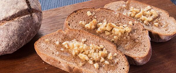 米だけじゃない？便秘に効果的な“パンの食べ方”