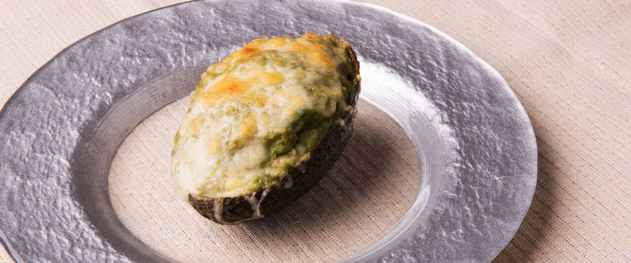 混ぜるだけ◎簡単！アボカドグラタン