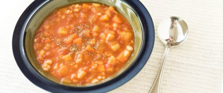 プチプチで“腸”満足♪もち麦のミネストローネ