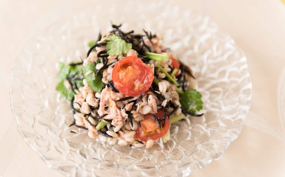 水溶性食物繊維たっぷり！押麦とひじきのツナサラダ