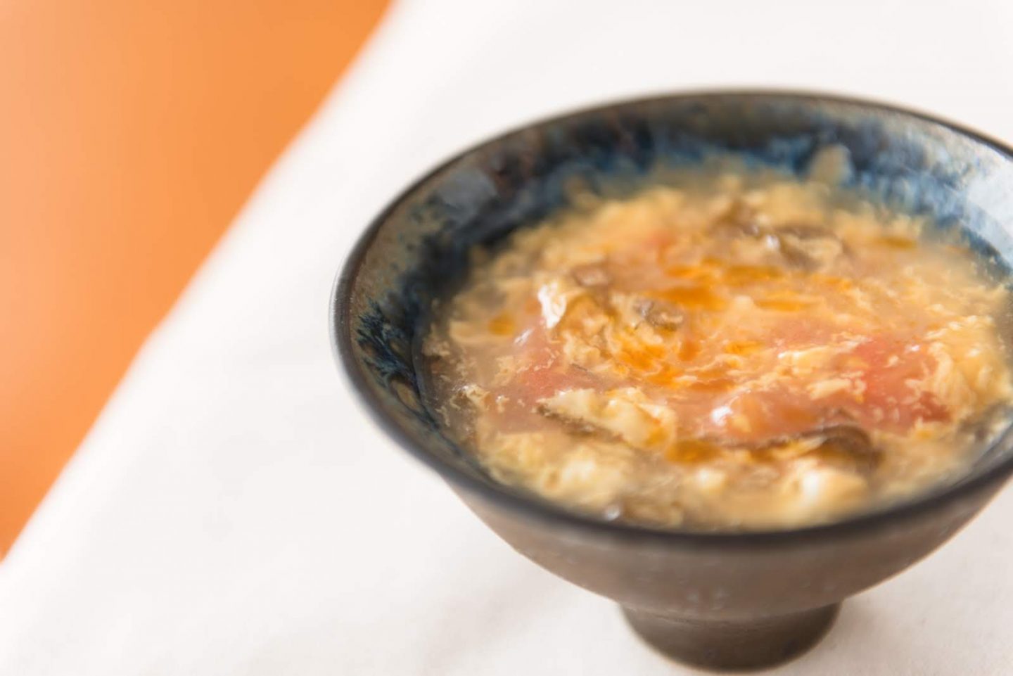 すっぱ美味〜い！もずくとトマトのサンラータン風♪