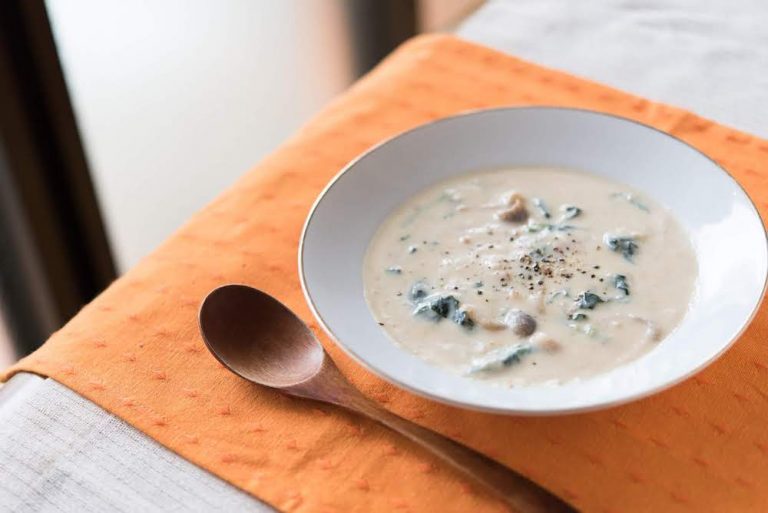 腸活にもおすすめ！身体が目覚める朝食レシピ『豆乳のクリームスープ風』【PR】