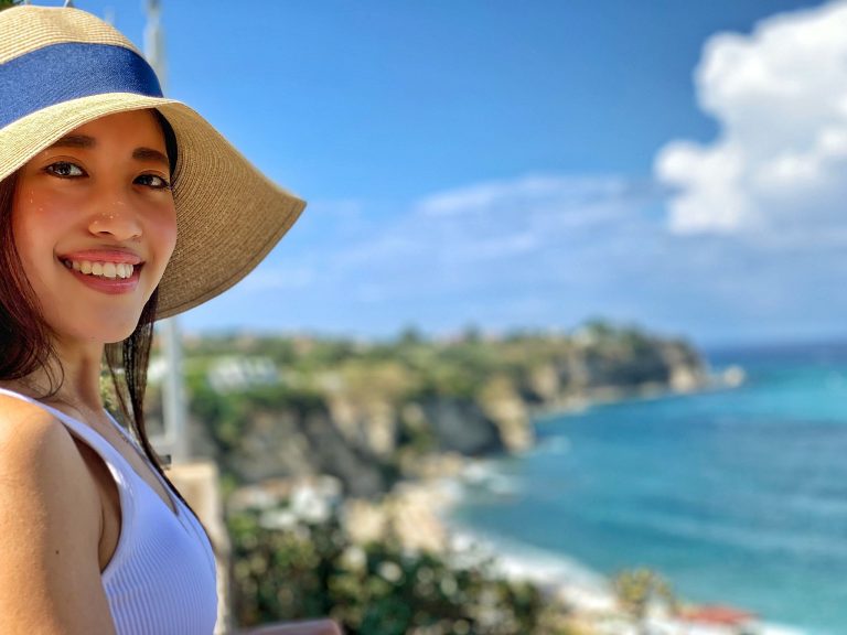 海外で落ち込んだ心と体。取り戻せたのは、腸活とヨガのおかげ